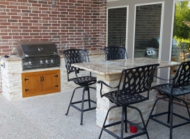 Outdoor Kitchen