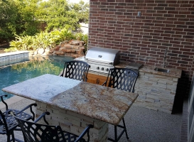 Outdoor Kitchen